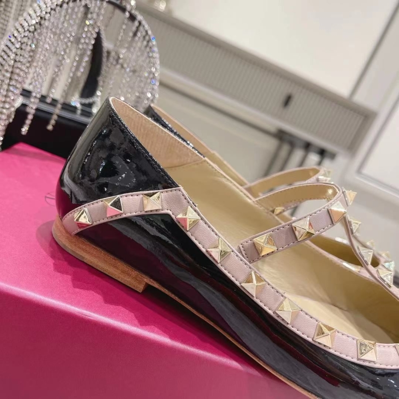 Valentino flat shoes